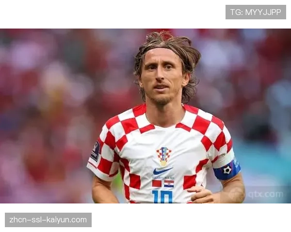 特写:38岁的莫德里奇如何在最后时刻完成一次关键的战术犯规阻断转换